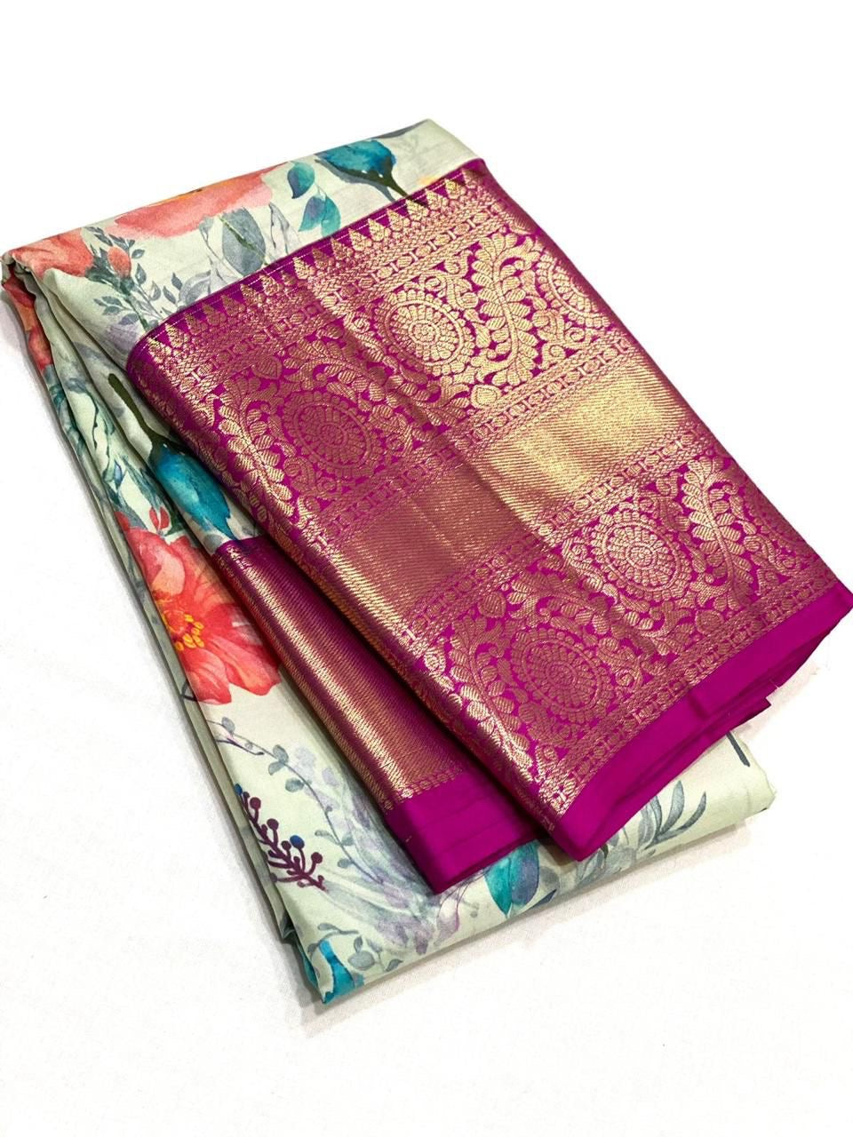 Classic White & Orchid Pink Kalamkari Digital Print Bridal Elegance Kanchipuram Handloom Silk Saree SS23908