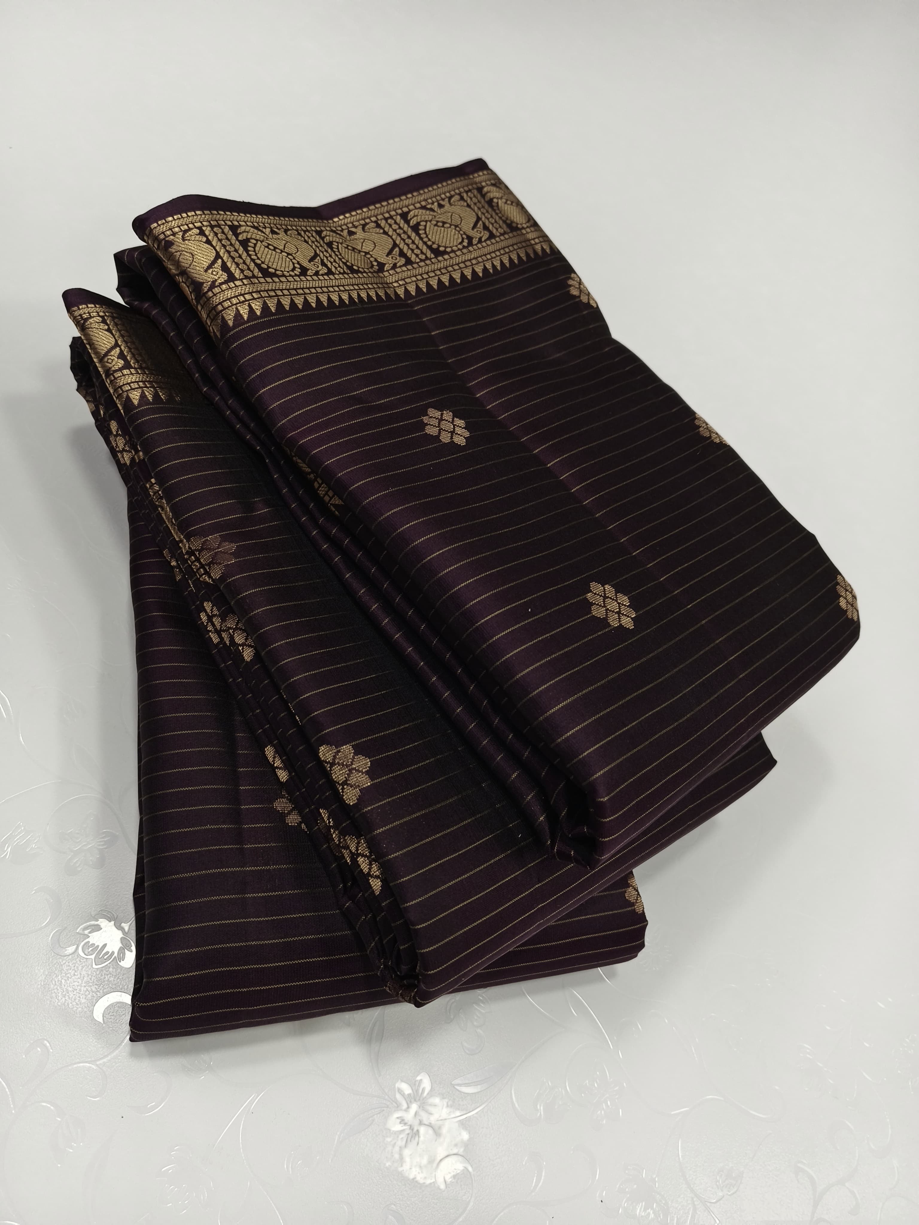 Classic Dark Chocolate Elegance Kanchipuram Silk Saree SS23944