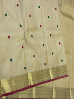 Load image into Gallery viewer, Classic Butter Cream 2gm Zari Vintage Elegance Kanchipuram Handloom Silk Saree SS27896
