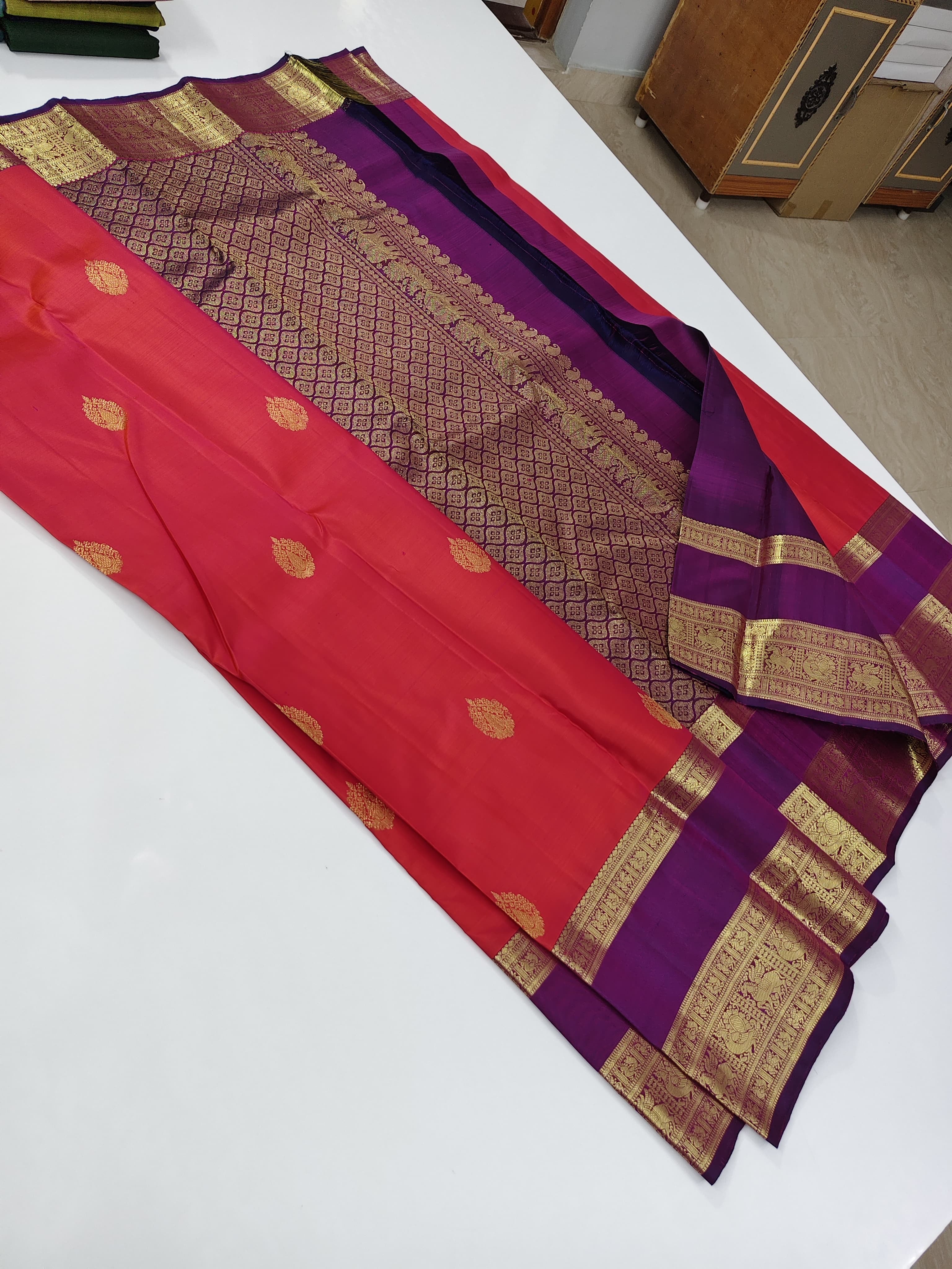 Classic Orange Rose & Vadamalli Kanchipuram Handloom Silk Saree SS25921