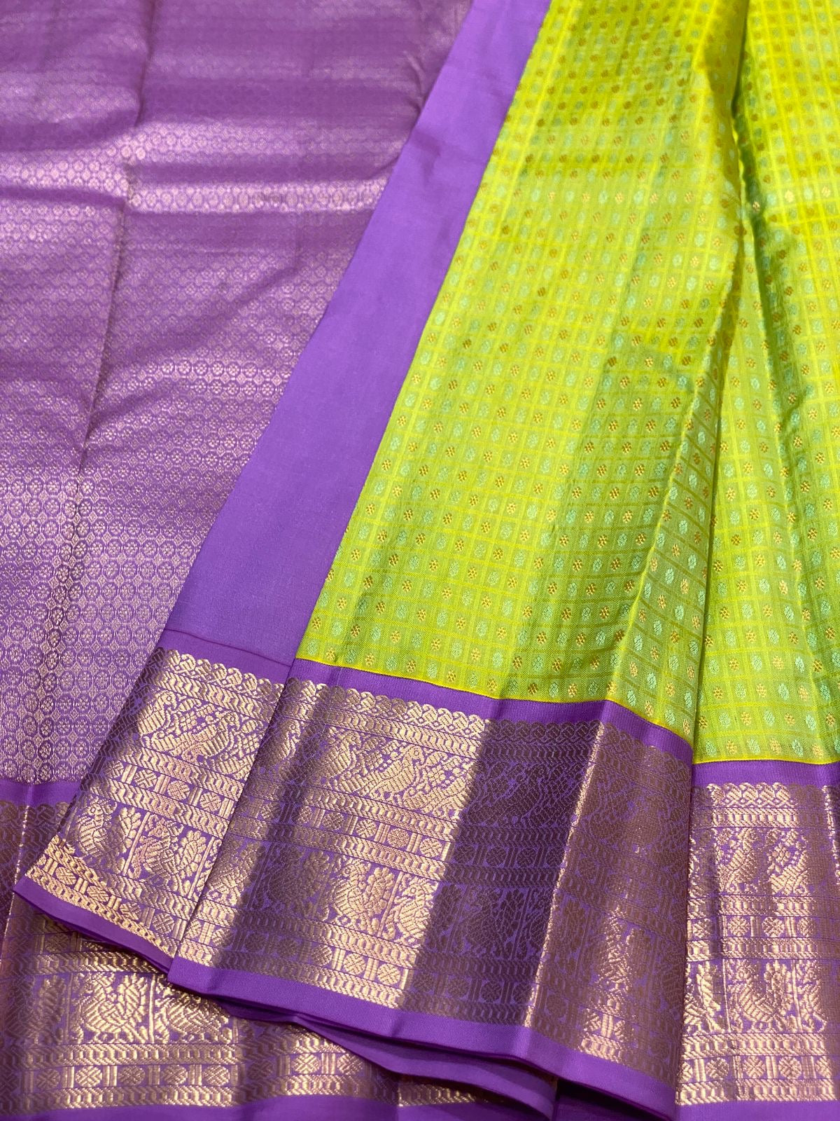 Classic Light Green & Lavender 1gm Zari Kanchipuram Handloom Silk Saree SS25809