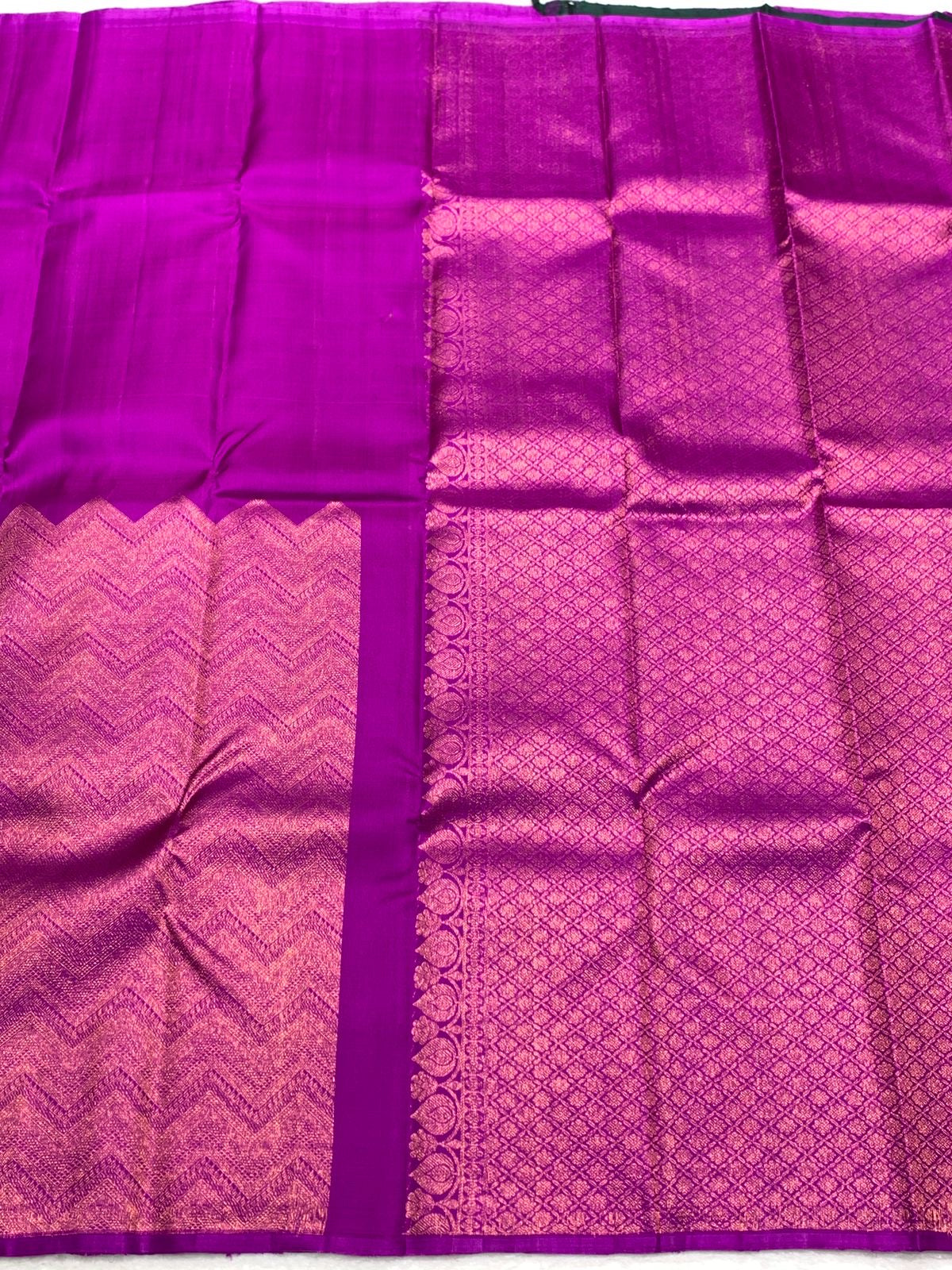 Classic Purple Violet & Pine Green 2gm Zari Elegance Kanchipuram Handloom Silk Saree SS25439