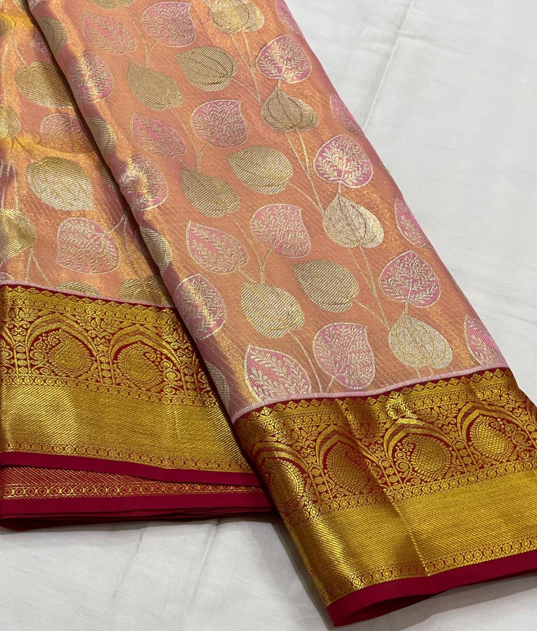 Classic Sunset Peach & Red 2gm Zari Brocade Bridal Elegance Kanchipuram Handloom Silk Saree SS23639