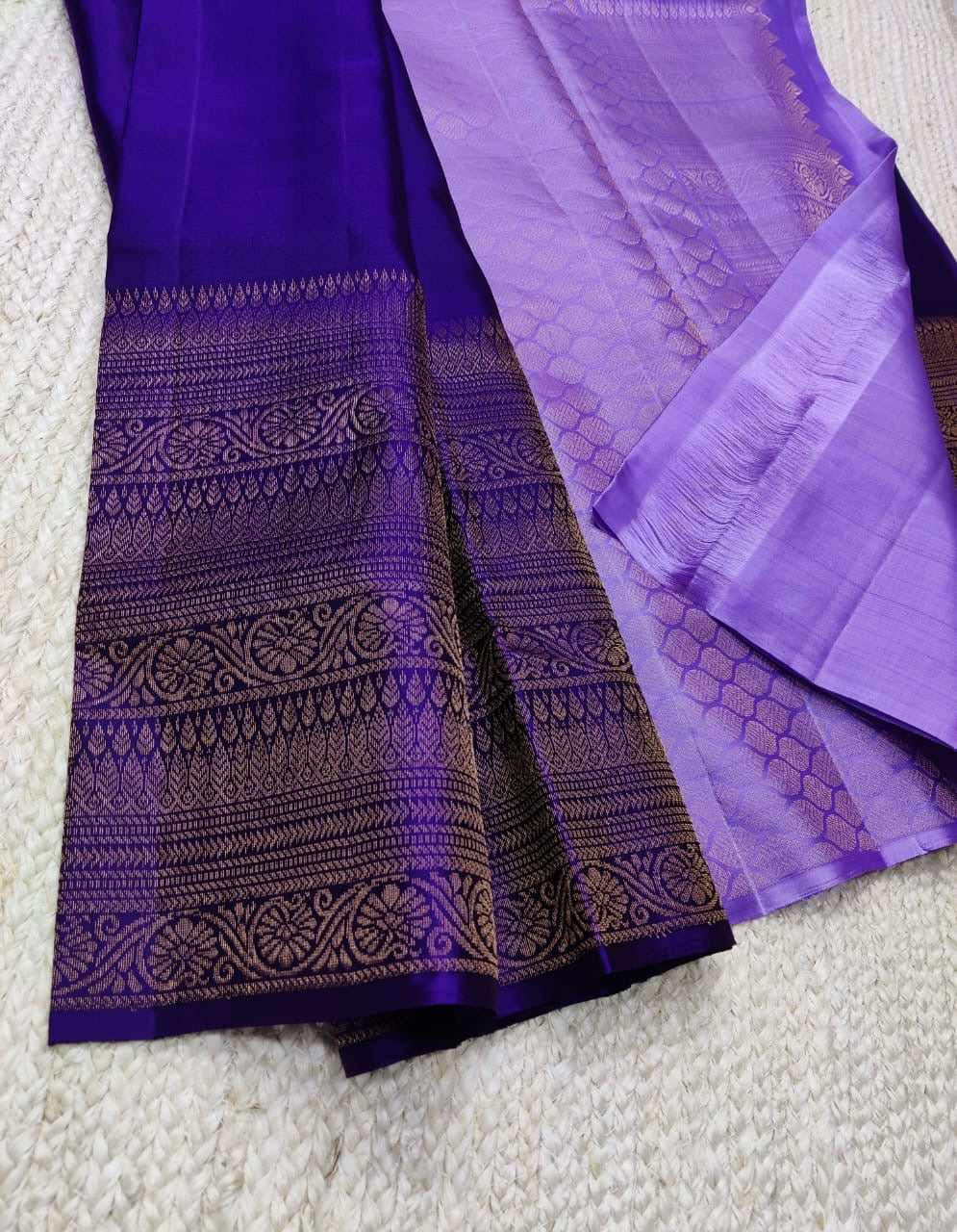 Classic Blue & Lavender Elegance Handloom Silk Saree SS23242