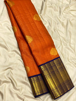 Load image into Gallery viewer, Classic Orange &amp; Navy Blue 2gm Zari Vaira Oosi Checks Butta Kanchipuram Handloom Silk Saree SS26320
