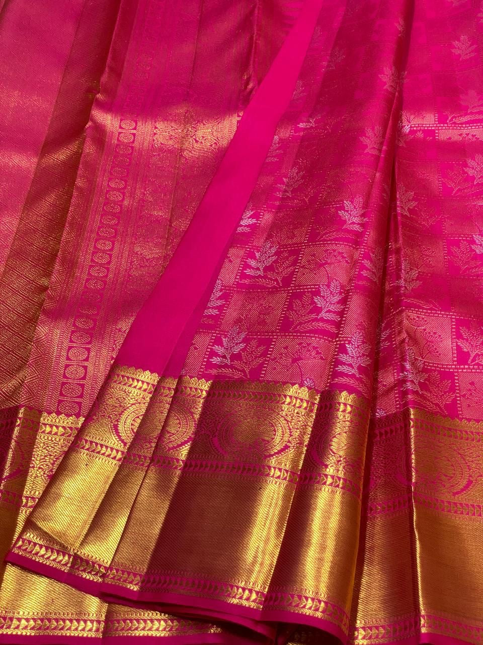 Classic Deep Pink 3gm Zari Meenakari Brocade Bridal Elegance Kanchipuram Handloom Silk Saree SS24703