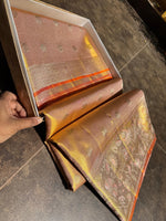 Load image into Gallery viewer, Classic Pastel Peach Bridal Elegance Kanchipuram Handloom Silk Saree SS26867
