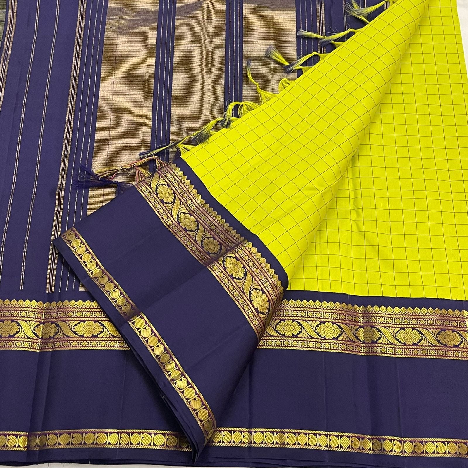 Lime Green & Space Blue 1gm Zari Elegance Kanchipuram Handloom Silk Saree SS20529