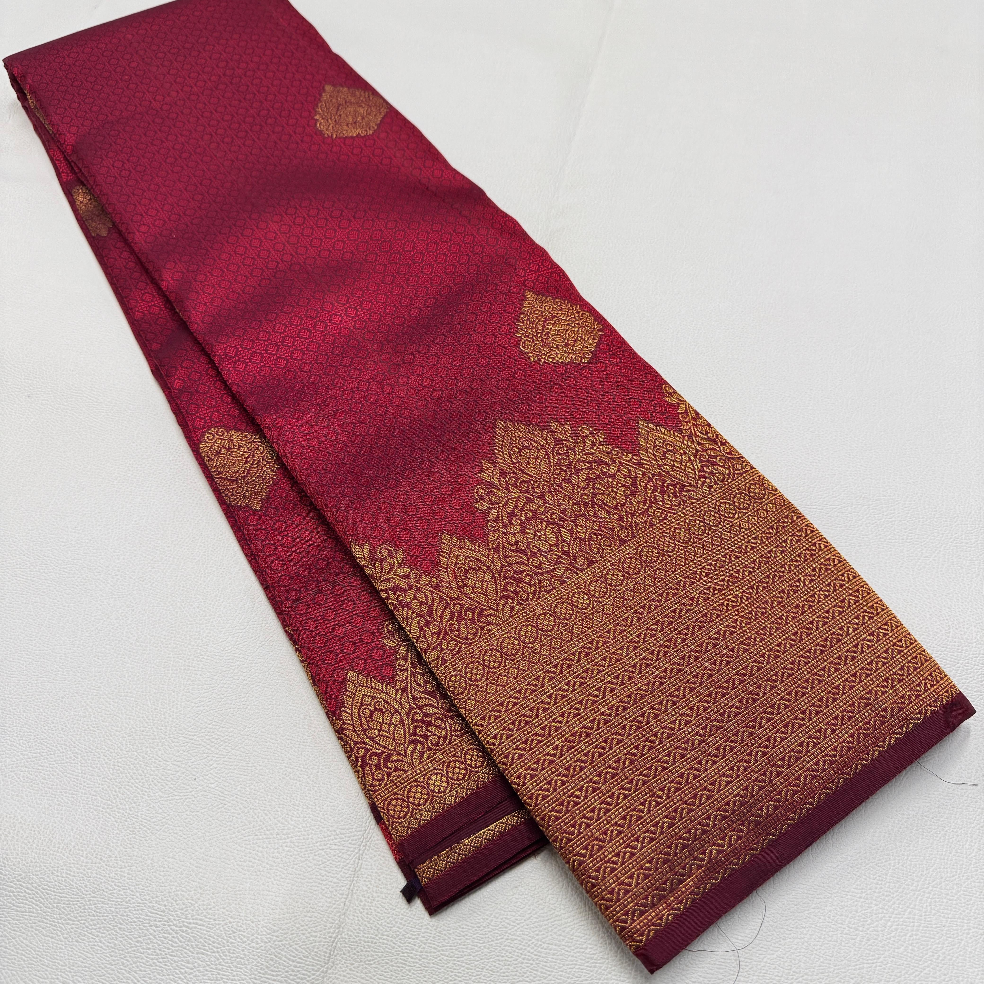 Classic Maroon 2gm Zari Temple Bridal Elegance Kanchipuram Handloom Silk Saree SS26587