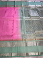 Load image into Gallery viewer, Classic Pink &amp; Sea Green Kanchipuram Handloom Silk Saree SS25949
