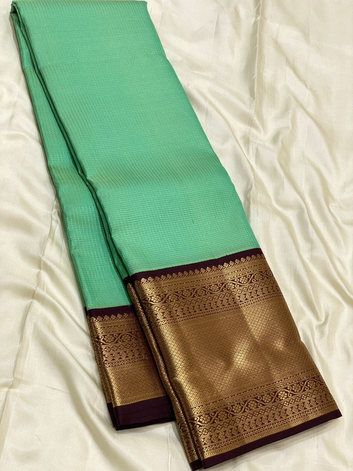 Classic Sea Green & Dark Chocolate Brown 1gm Zari Vaira Oosi Checks Elegance Kanchipuram Handloom Silk Saree SS25498