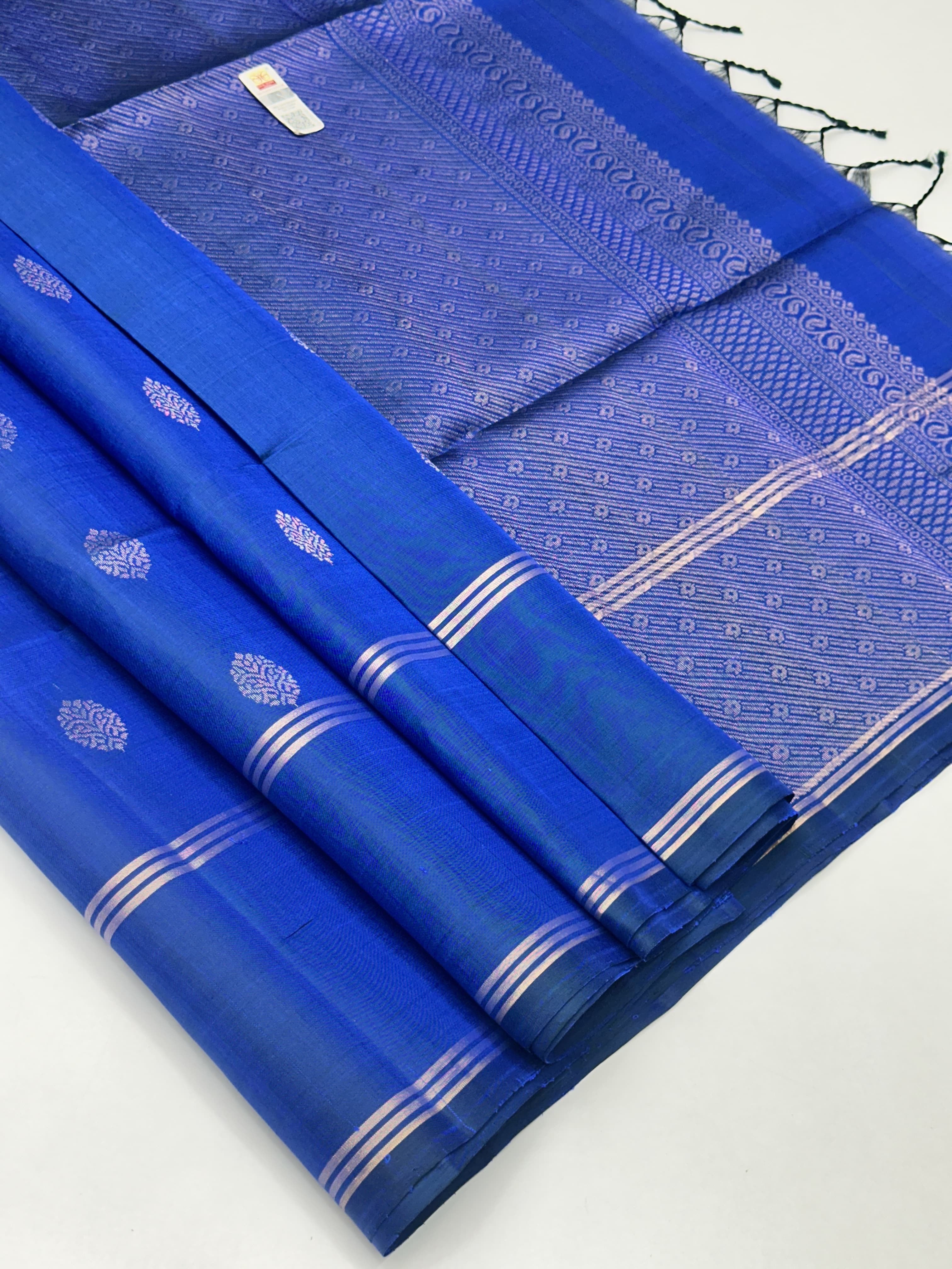 Classic Peacock Blue Elegance Handloom Soft Silk Saree SS24485