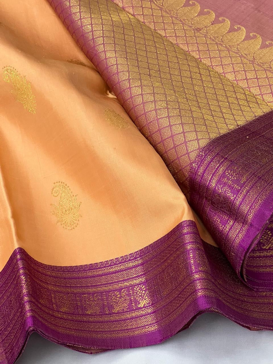 Classic Dusky Cream & Plum 2gm Zari Elegance Kanchipuram Handloom Silk Saree SS24129