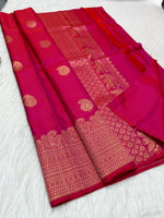 Load image into Gallery viewer, Classic Deep Pink Vaira Oosi Elegance Kanchipuram Handloom Silk Saree SS27775
