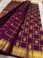 Load image into Gallery viewer, Classic Wine Red Bridal Elegance Kanchipuram Handloom Silk Saree SS27863
