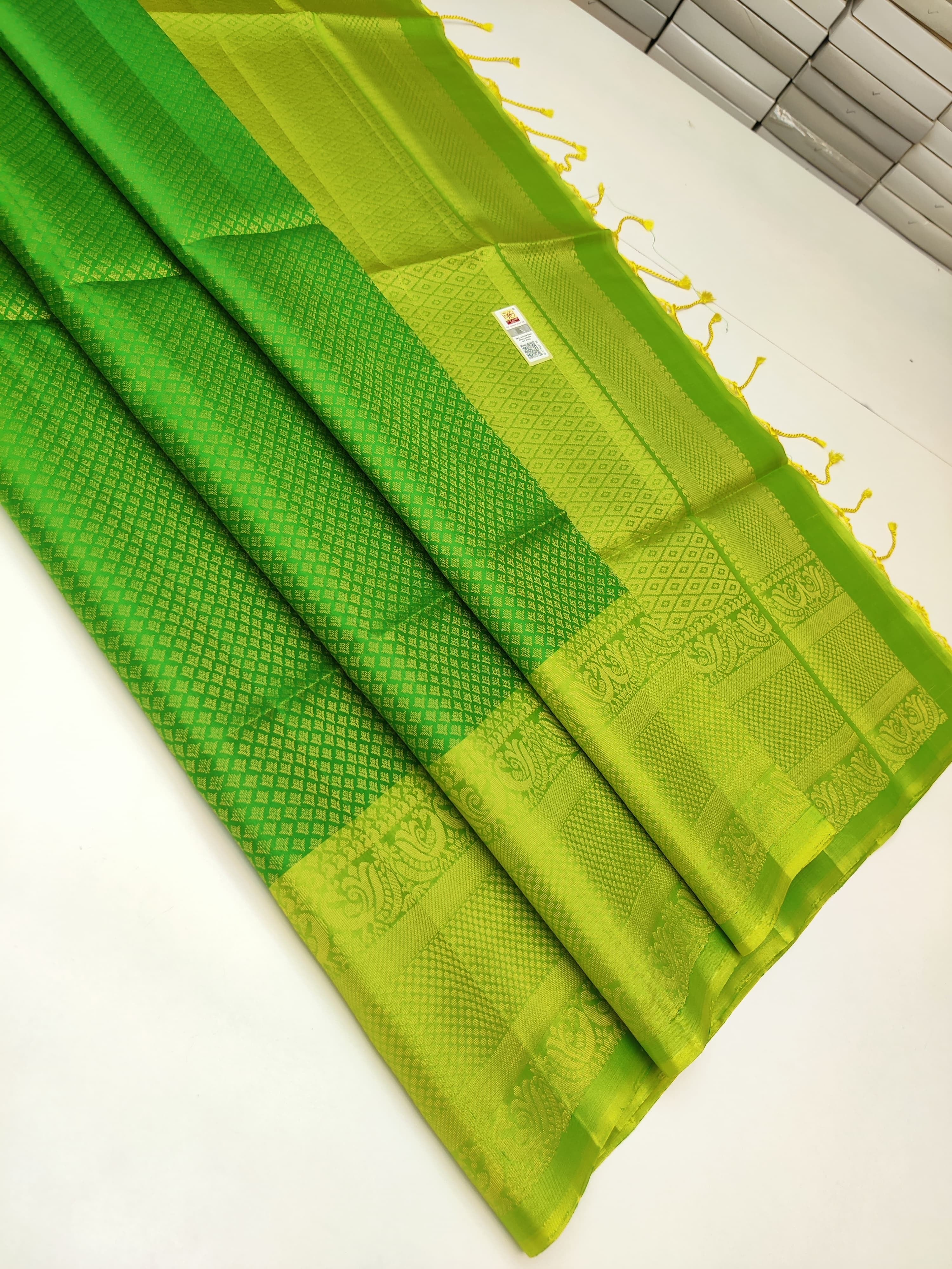 Pastel Parrot Green & Lime  Green Elegance Handloom Soft Silk Saree SS20516