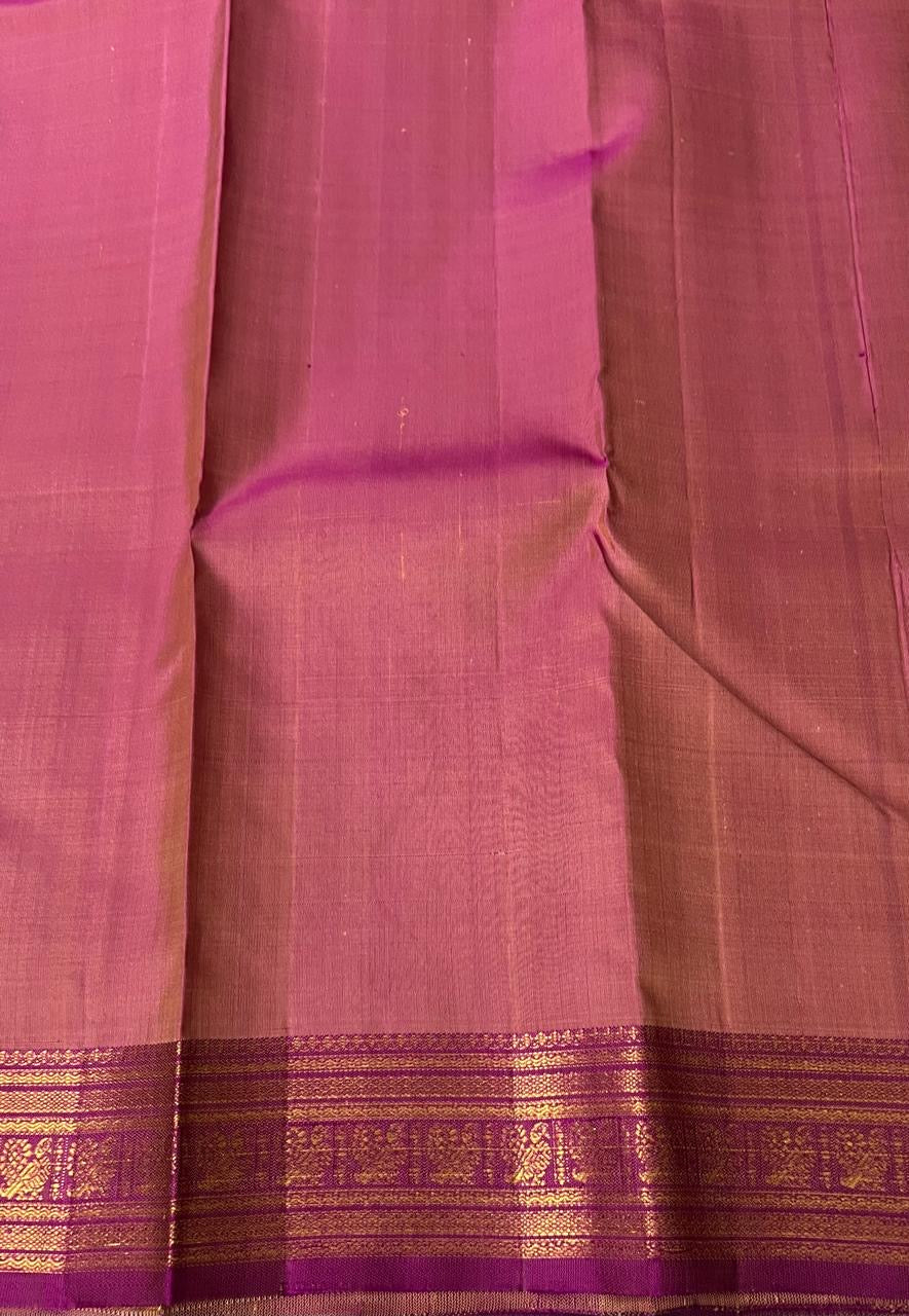 Classic Dusky Cream & Plum 2gm Zari Elegance Kanchipuram Handloom Silk Saree SS24129