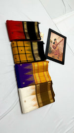 Load image into Gallery viewer, Royal Blue &amp; Golden Yellow Elegance Kanchipuram Handloom Silk Saree SS25319
