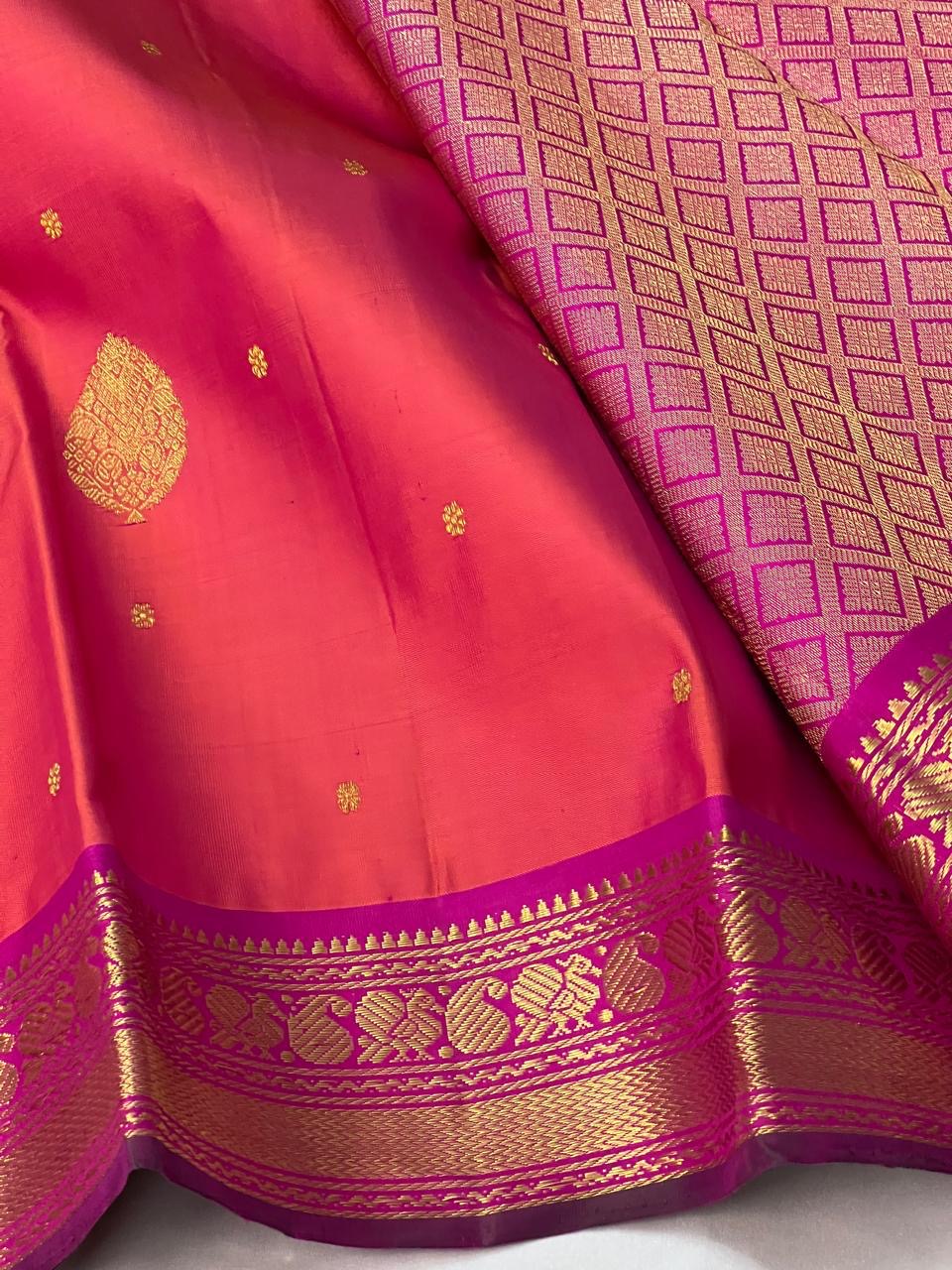 Classic Saffron Orange & Fuchsia Pink 2gm Zari Elegance Kanchipuram Silk Saree SS23935