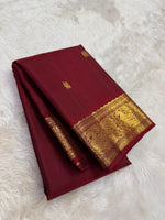 Load image into Gallery viewer, Classic Cherry Red Bridal Elegance Kanchipuram Handloom Silk Saree SS27193
