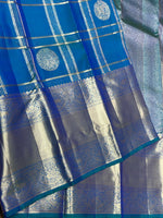 Load image into Gallery viewer, Classic Peacock Blue 2gm Zari Vaira Oosi Checks Kanchipuram Handloom Silk Saree SS25900
