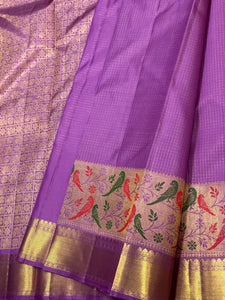 Classic Lilac 2gm Zari Paithani Vaira Oosi Checks Kanchipuram Handloom Silk Saree SS26504