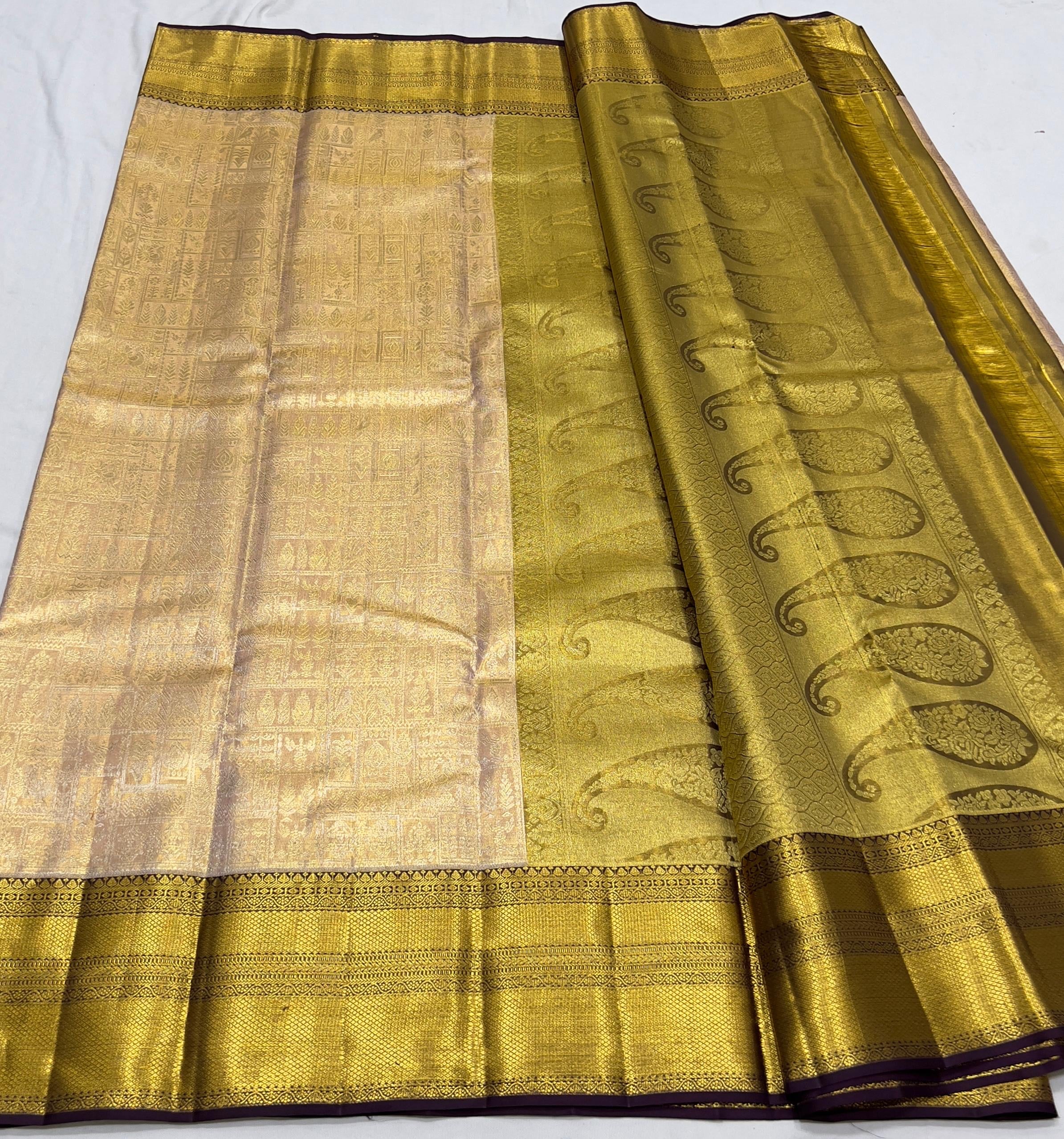 Classic Golden Beige & Aubergine 1gm Zari Bridal Elegance Kanchipuram Handloom Silk Saree SS24112