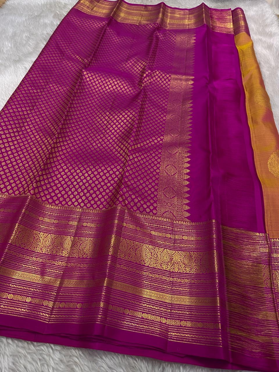 Classic Apricot Orange & Pink Kanchipuram Handloom Silk Saree SS26089