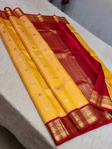 Classic Pastel Yellow & Chilli Red 2gm Zari Kanchipuram Handloom Silk Saree SS26380