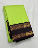 Load image into Gallery viewer, Classic Neon Green &amp; Black 2gm Zari Elegance Kanchipuram Handloom Silk Saree SS23552
