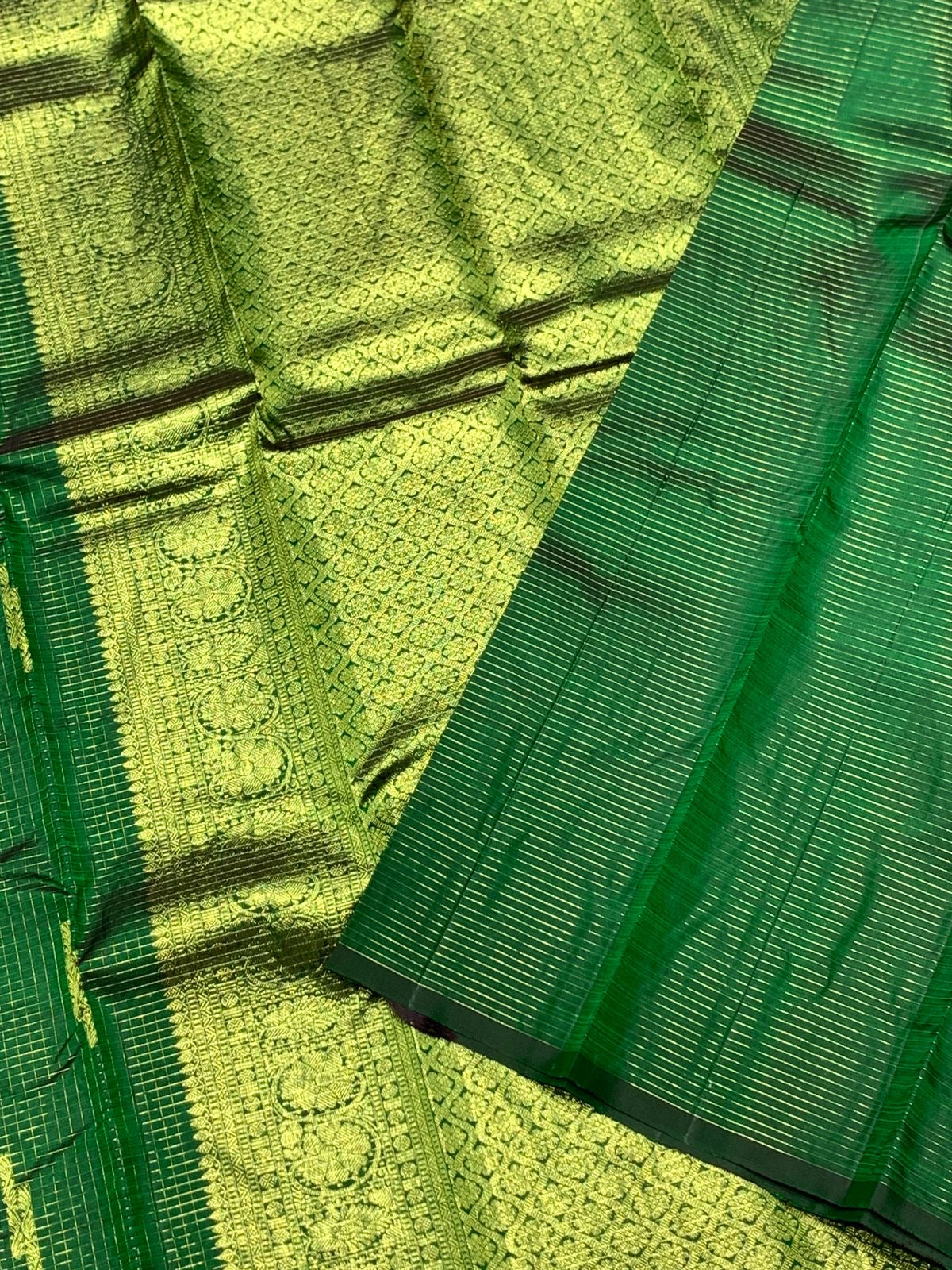 Classic Green 2gm Zari Kanchipuram Handloom Silk Saree SS25973