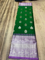 Load image into Gallery viewer, Classic Kelly Green &amp; Lavender Elegance Kanchipuram Handloom Silk Saree SS28439
