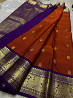 Load image into Gallery viewer, Classic Chestnut Brown &amp; Violet Bridal Elegance Kanchipuram Handloom Silk Saree SS23670
