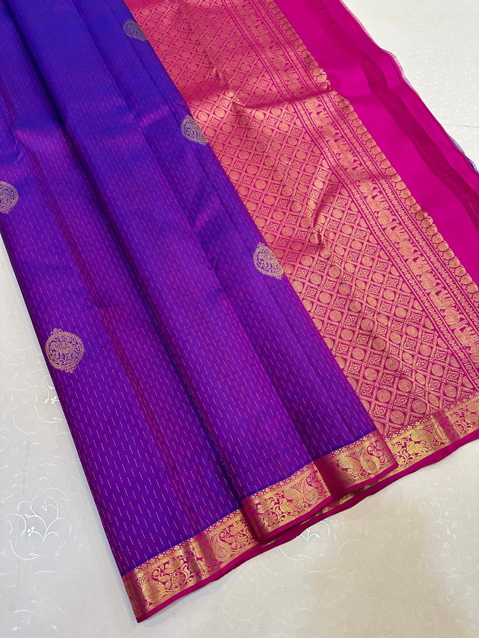 Classic Vadamalli & Dark Pink Elegance Kanchipuram Handloom Silk Saree SS24323