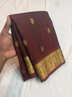Load image into Gallery viewer, Classic Maroon &amp; Brown 1gm Zari Elegance Kanchipuram Handloom Silk Saree SS28596
