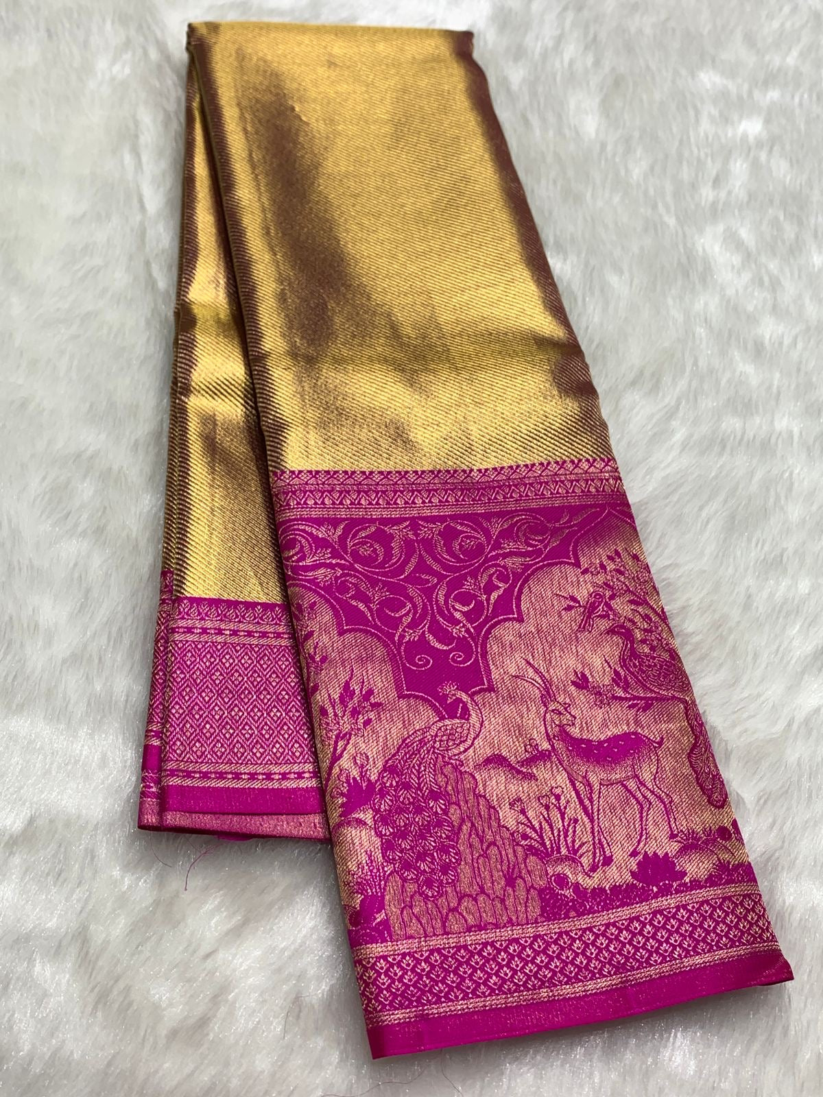 Classic Gold & Glow Purple Elegance Kanchipuram Handloom Silk Saree SS25435