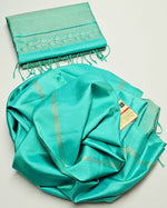 Load image into Gallery viewer, Classic Aqua Handloom Soft Silk Saree SS22876
