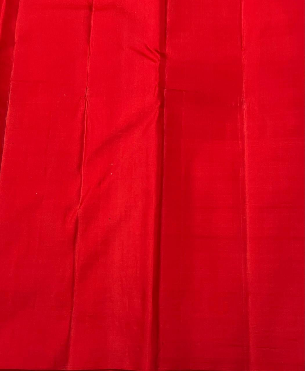 Classic Scarlet Red 2gm Zari Kanchipuram Handloom Silk Saree SS26210