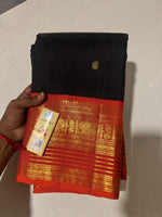 Load image into Gallery viewer, Classic Black &amp; Orange 2gm Zari Elegance Kanchipuram Handloom Silk Saree SS25302
