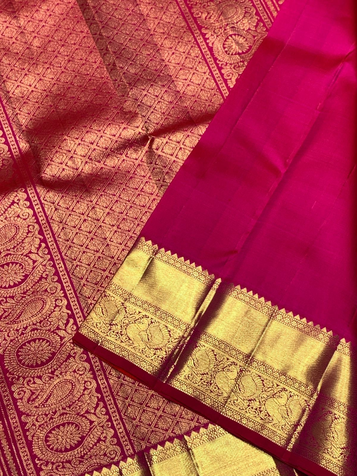 Classic Pinkish Magenta Elegance Kanchipuram Handloom Silk Saree SS25434