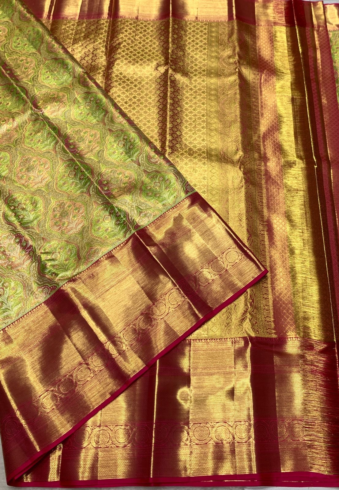 Classic Spring Green & Deep Pink 2gm Zari Bridal Elegance Kanchipuram Handloom Silk Saree SS24771