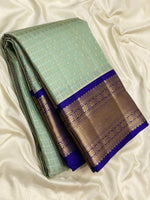 Load image into Gallery viewer, Classic Fern Green &amp; Royal Blue 1gm Zari Kanchipuram Handloom Silk Saree SS25811
