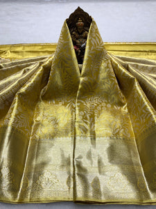 Shimmer Gold Floral Bridal Elegance Kanchipuram Handloom Silk Saree SS25978