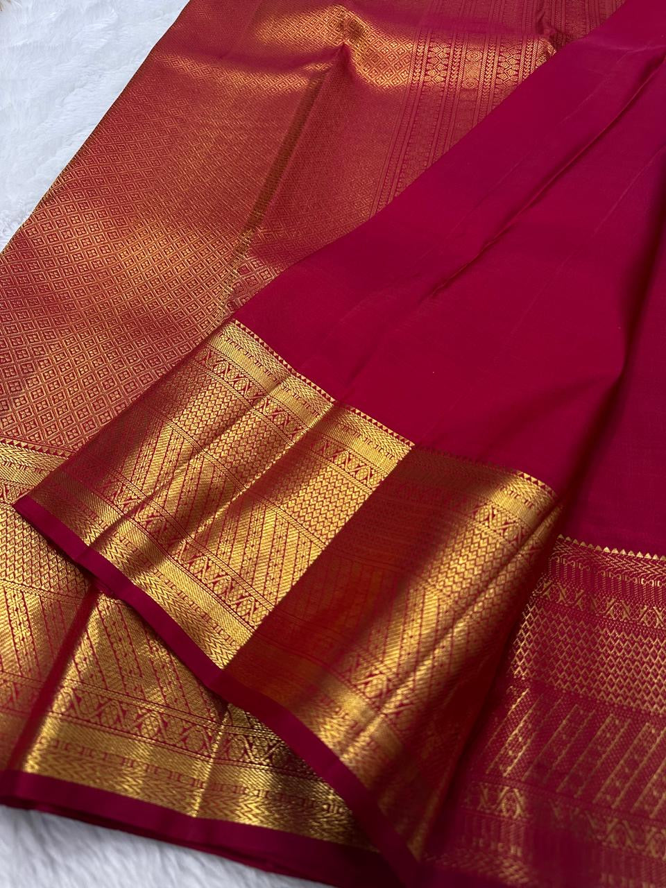 Classic Ruby Pink 3gm Gold Zari Bridal Elegance Kanchipuram Handloom Silk Saree SS23615