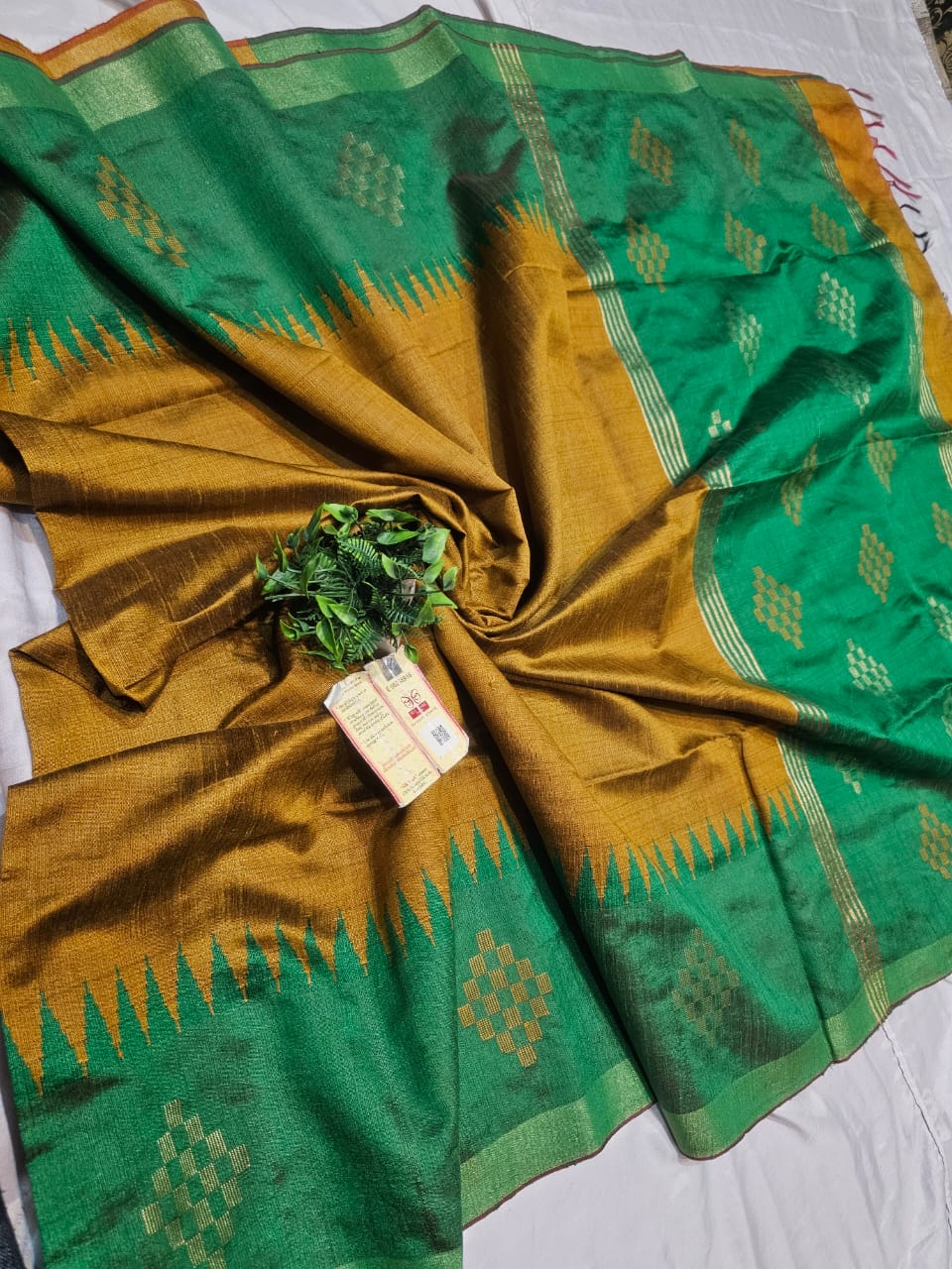 Classic Mustard & Sea Green Elegance Handloom Raw Silk Saree SS26683
