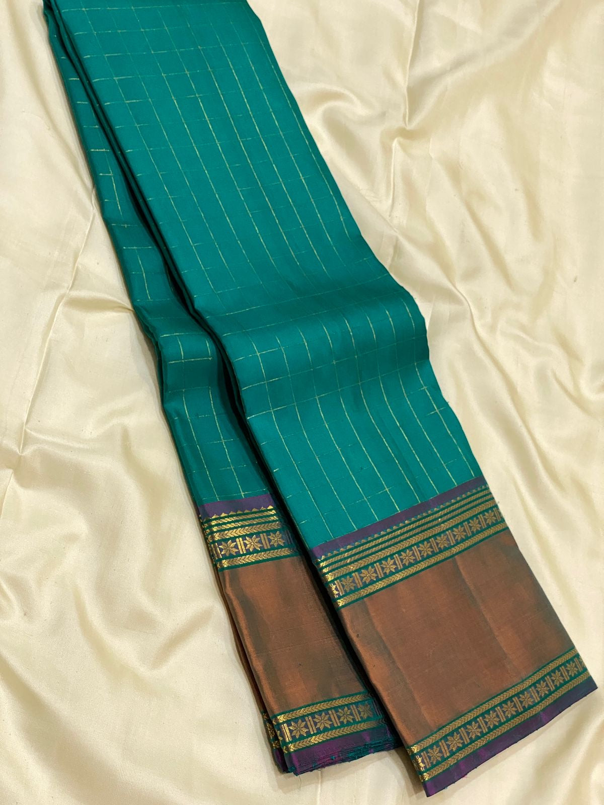 Classic Teal Green & Purple 2gm Zari Kanchipuram Handloom Silk Saree SS26248