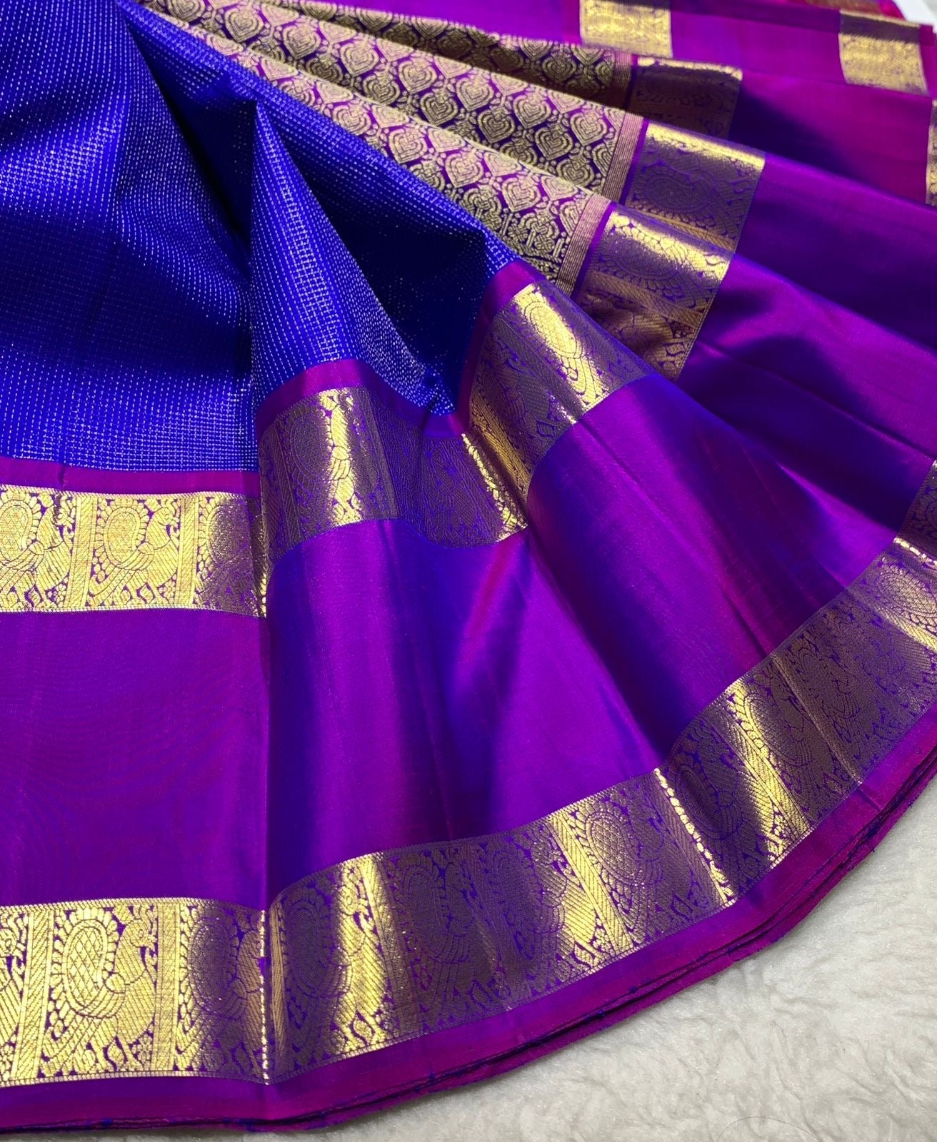 Classic Royal Blue & Purple 2gm Zari Elegance Kanchipuram Silk Saree SS23940