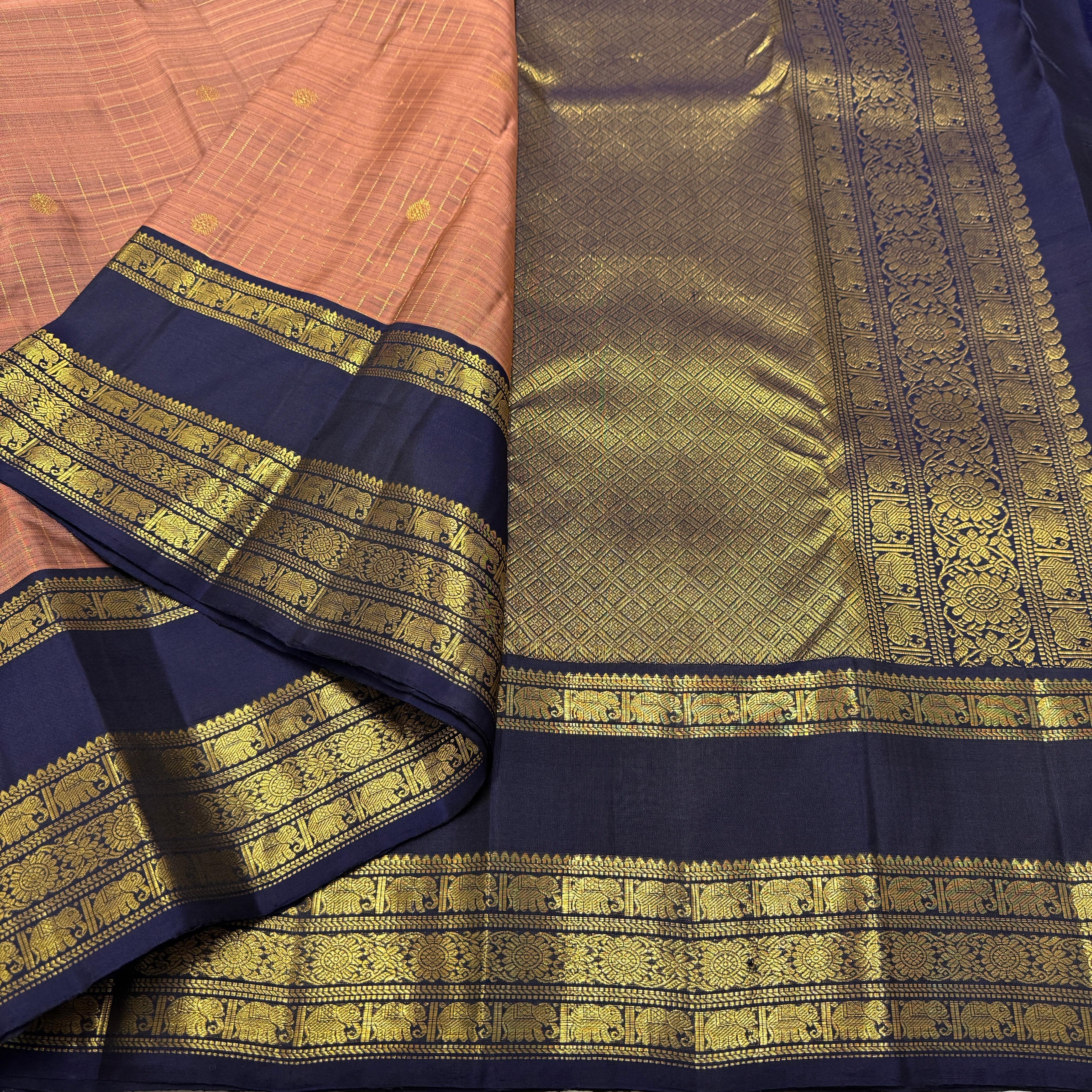 Classic Dusky Rose & Navy Blue 2gm Zari Belthari Checks Kanchipuram Handloom Silk Saree SS25730
