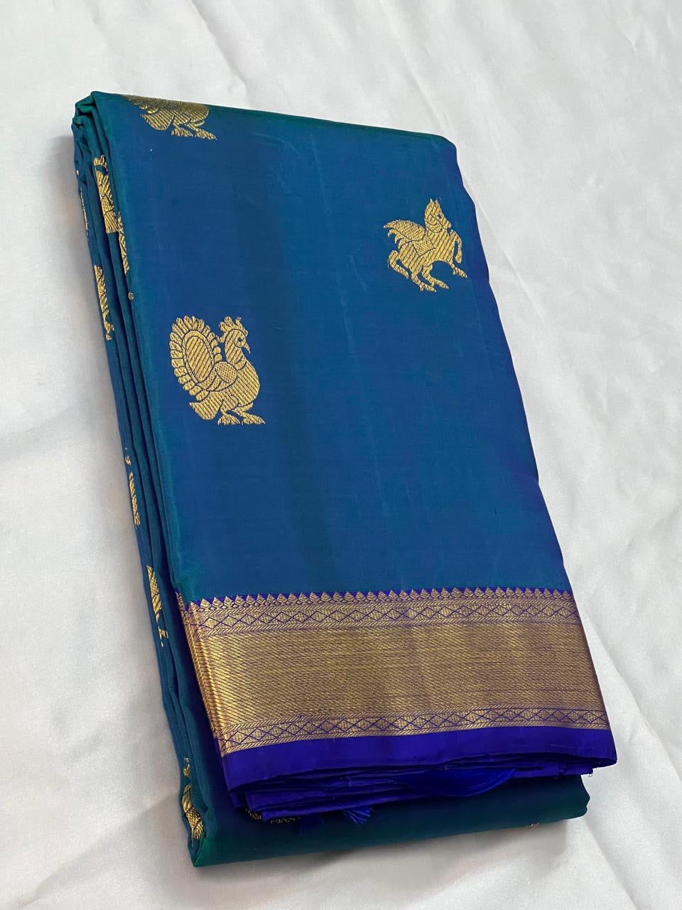 Classic Azure Blue 2gm Zari Elegance Kanchipuram Handloom Silk Saree SS23758