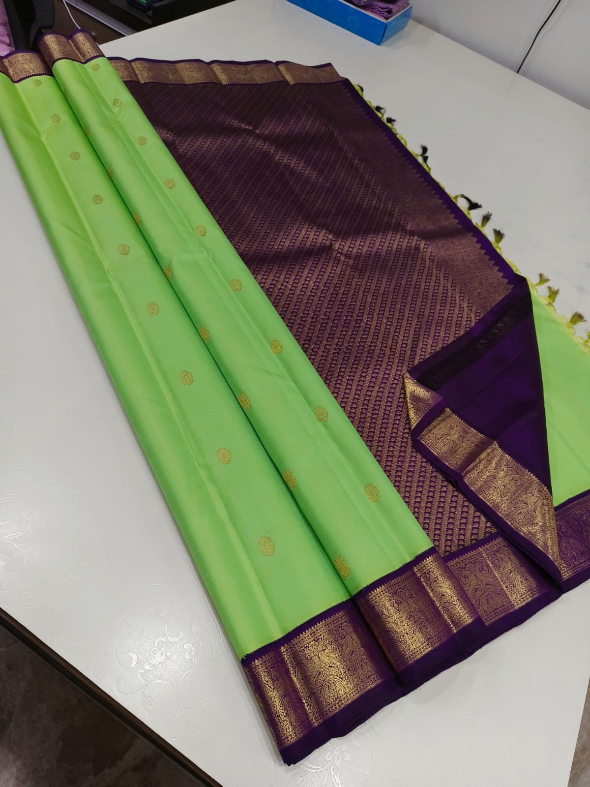 Pista Green & Dark Violet 2gm Zari Elegance Kanchipuram Handloom Silk Saree SS20574